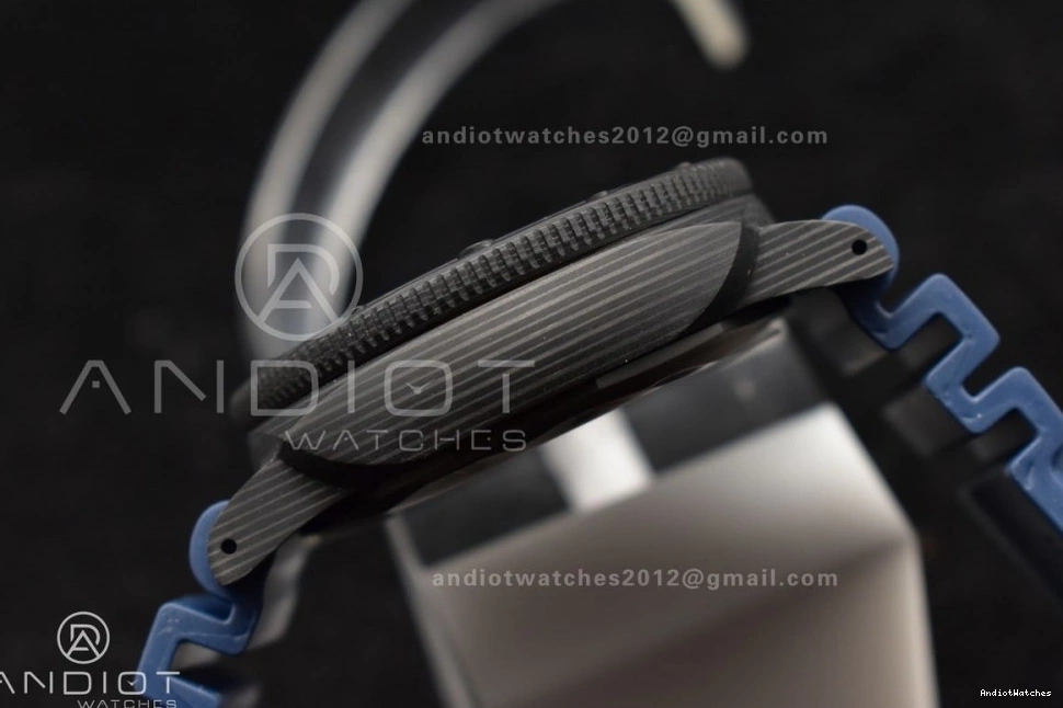 Dial W 439 Trendsetting P Best Carbotech SBF Blue 1:1 Blue Rubber Edition Strap PAM1232 on 0124